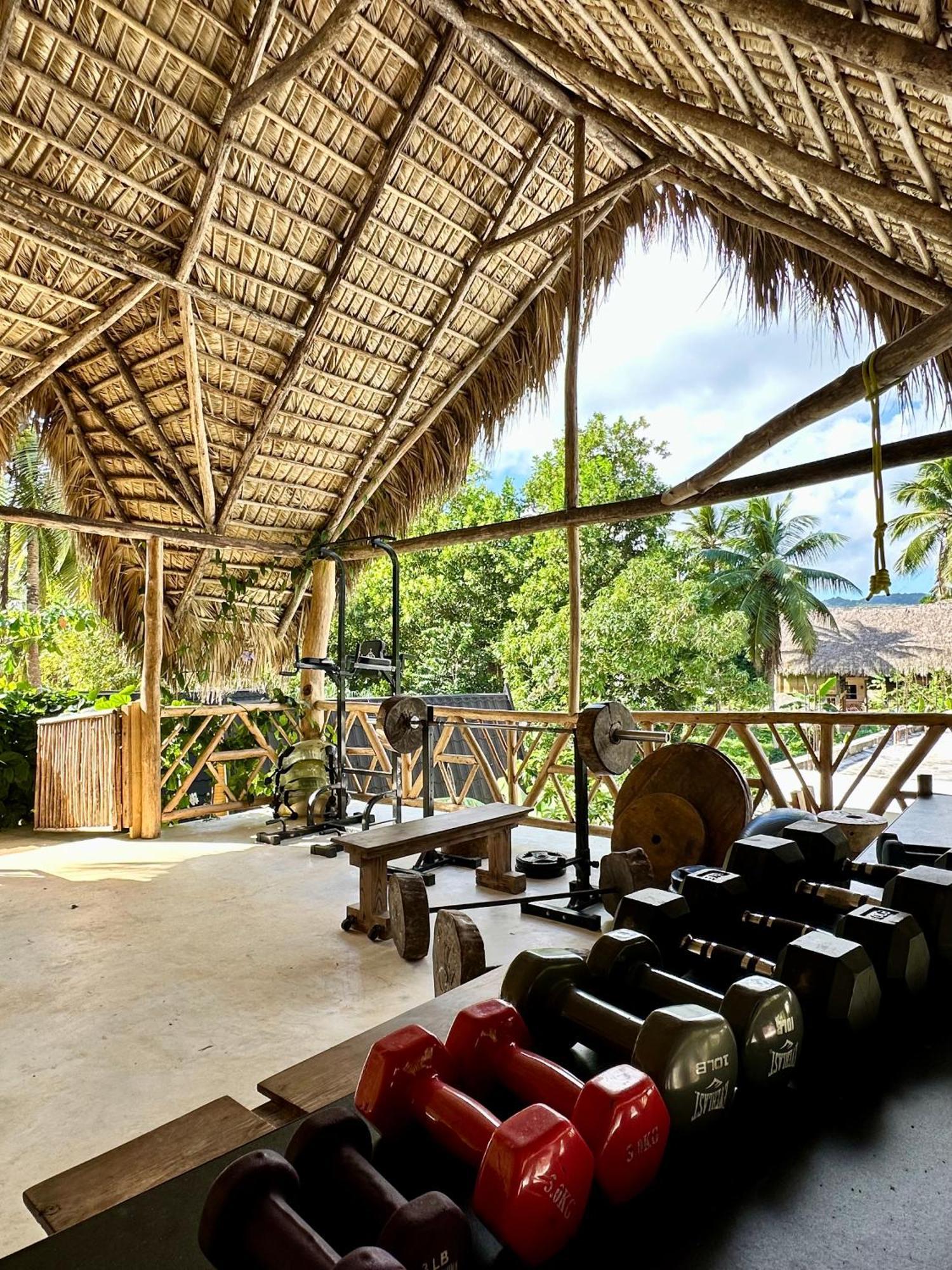Leisy'S Garden Hostel & Rooms Samana Экстерьер фото